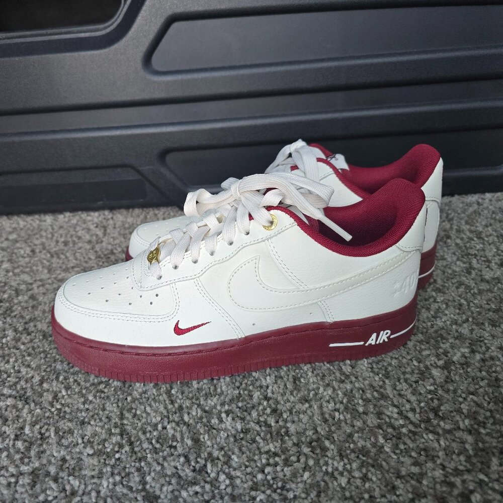 *RARE* EUC Nike Air Force 1 Low '07 SE 40th Anniversary Edition Sail Team Red - Picture 6 of 12
